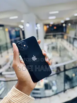 Photo - Apple iPhone 12 64 GB Blue