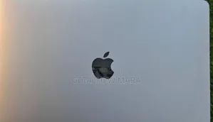 New Laptop Apple MacBook Air 2020 M1 8GB Apple M3 Pro SSD 256GB