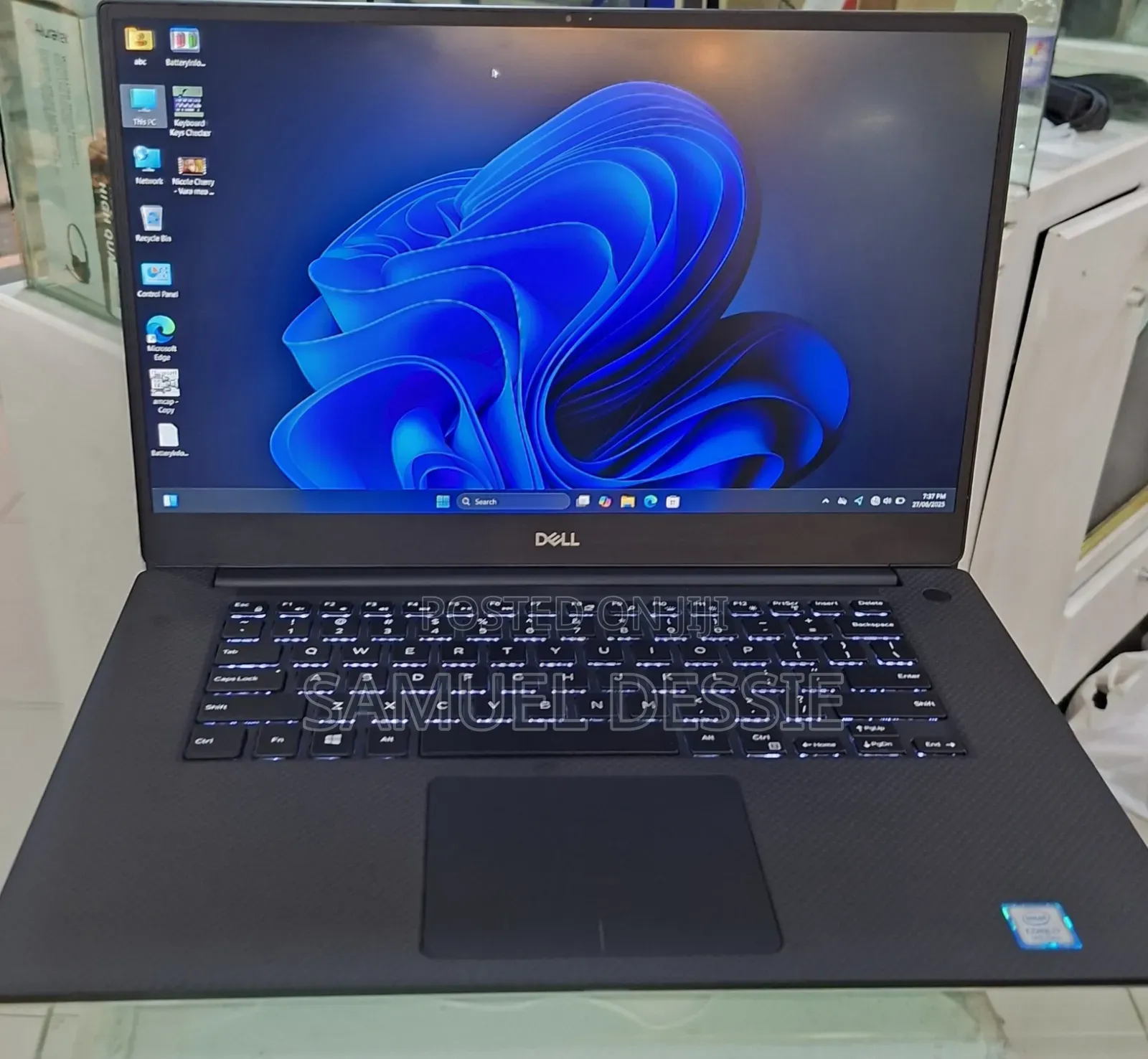 New Laptop Dell XPS 15 16GB Intel Core I7 SSD 512GB