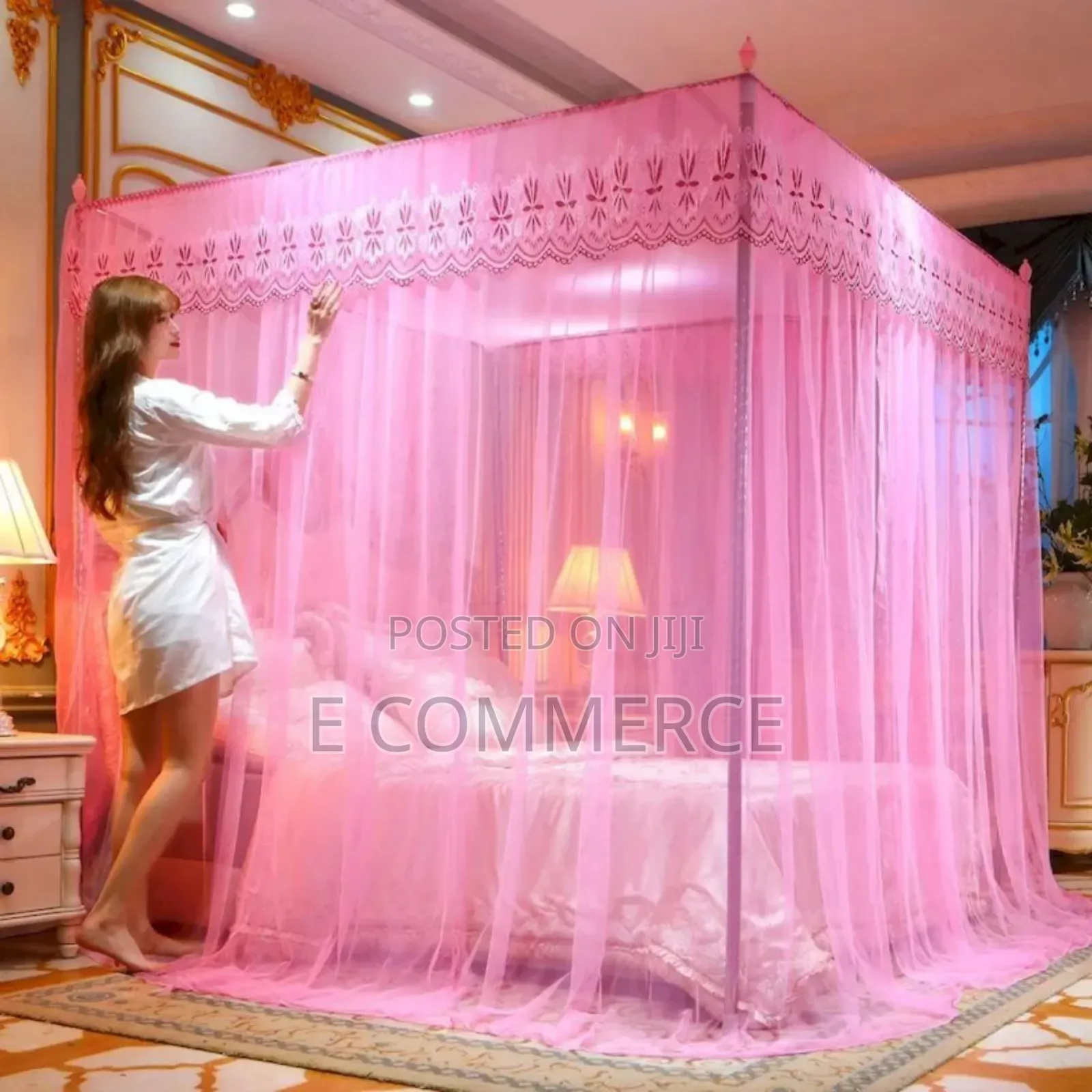 Luxury Royal Palace Canopy Mosquito Net With Stand Bedding