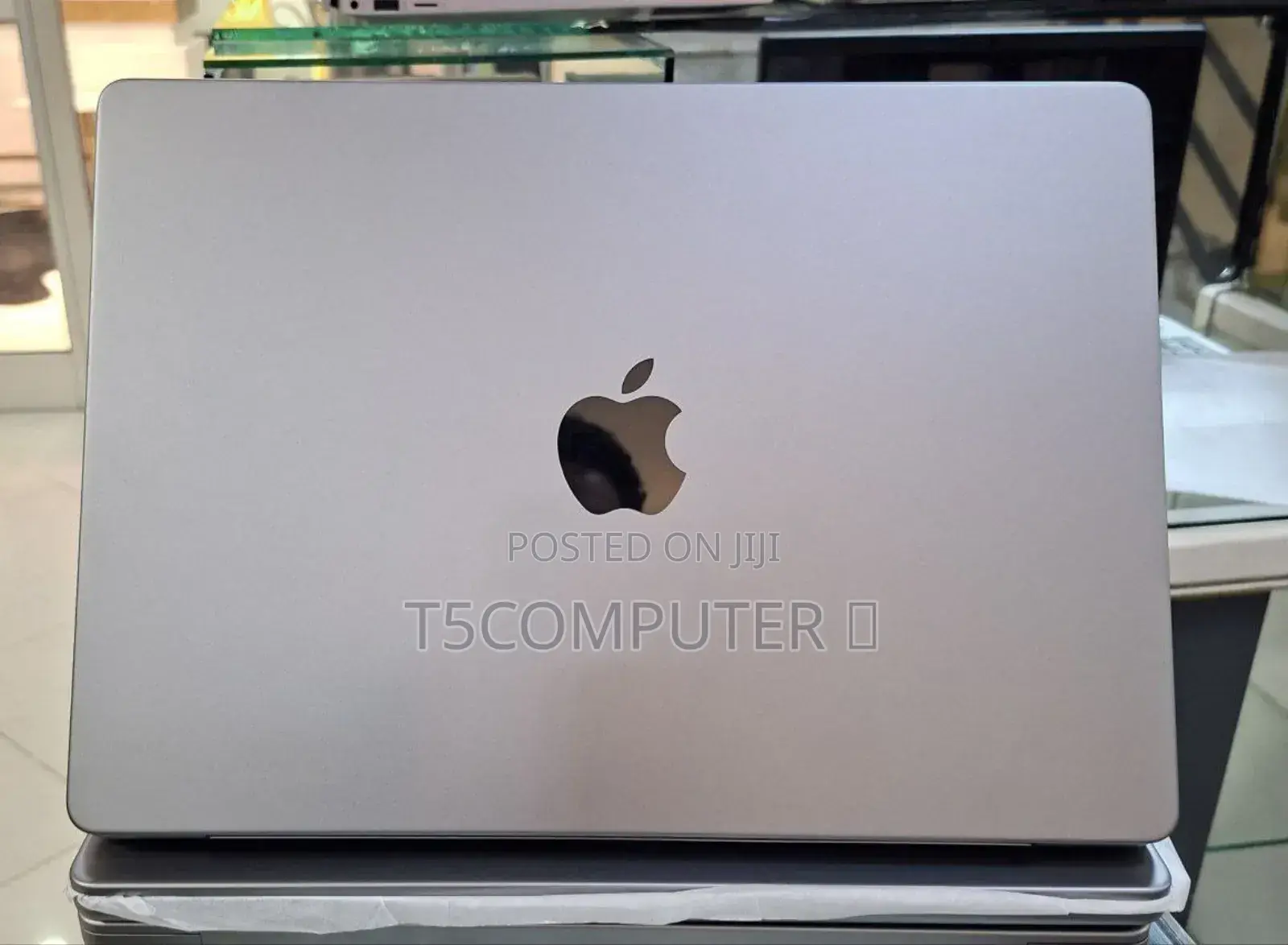 New Laptop Apple MacBook Pro M1 16GB Apple M1 SSD 1T