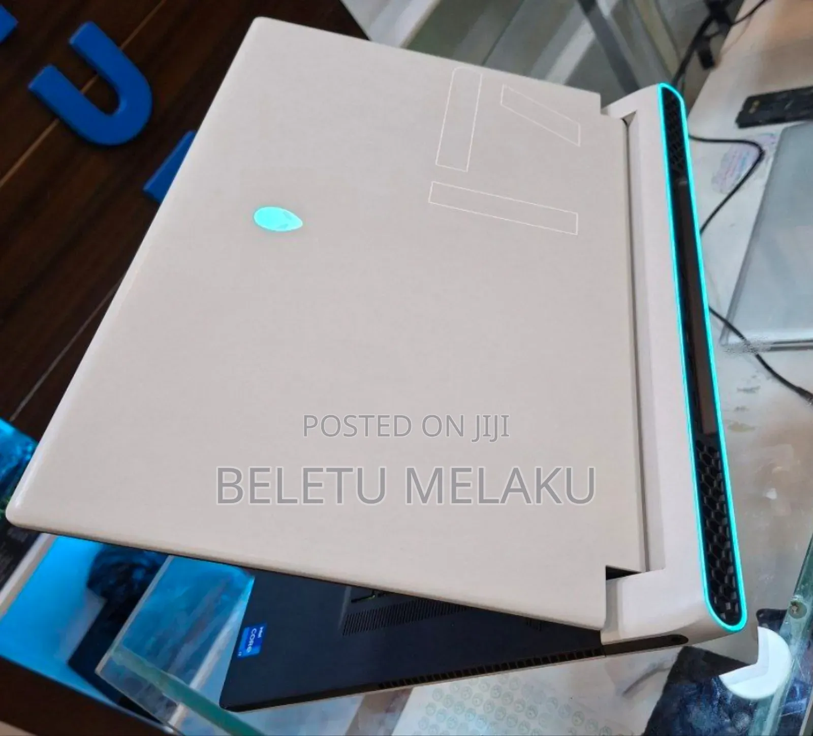 New Laptop Alienware M17x R2 32GB Intel Core I7 SSD 1T