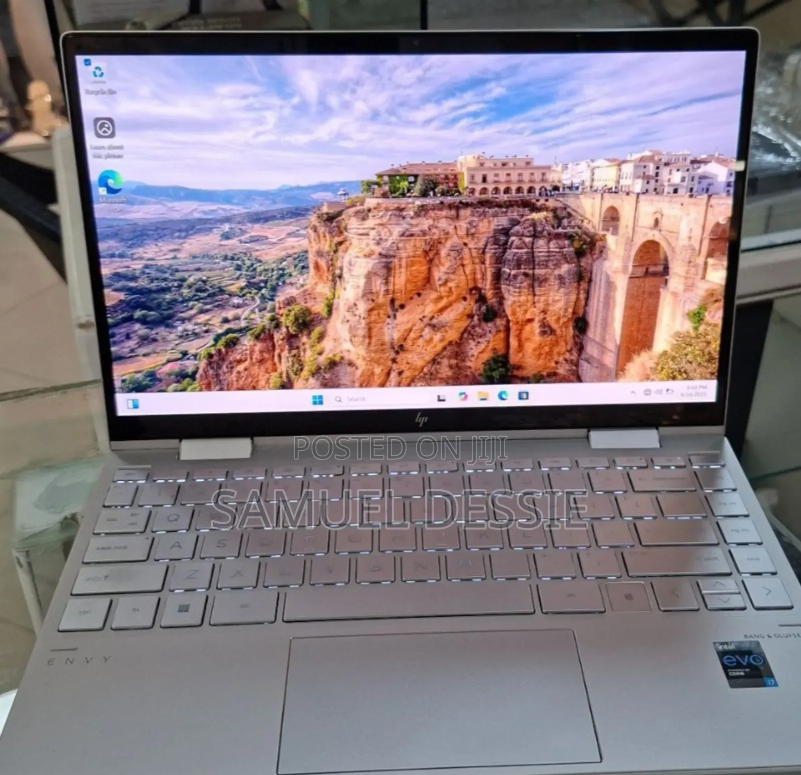 New Laptop HP Envy X360 16GB Intel Core I7 SSD 1T