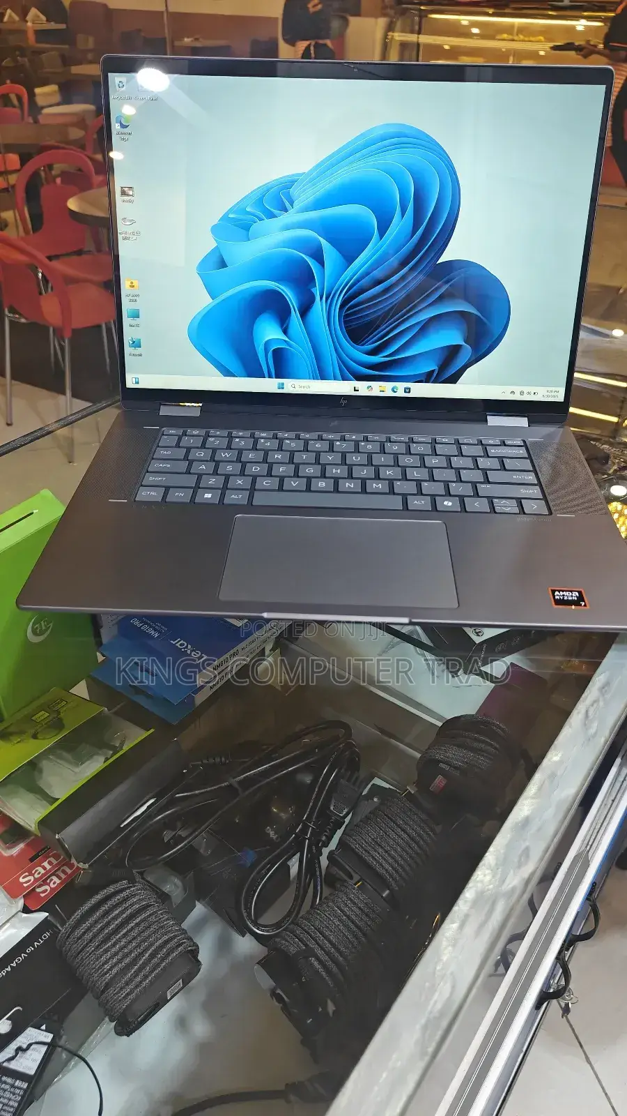 New Laptop HP Envy X360 16GB AMD Ryzen 7 SSD 512GB