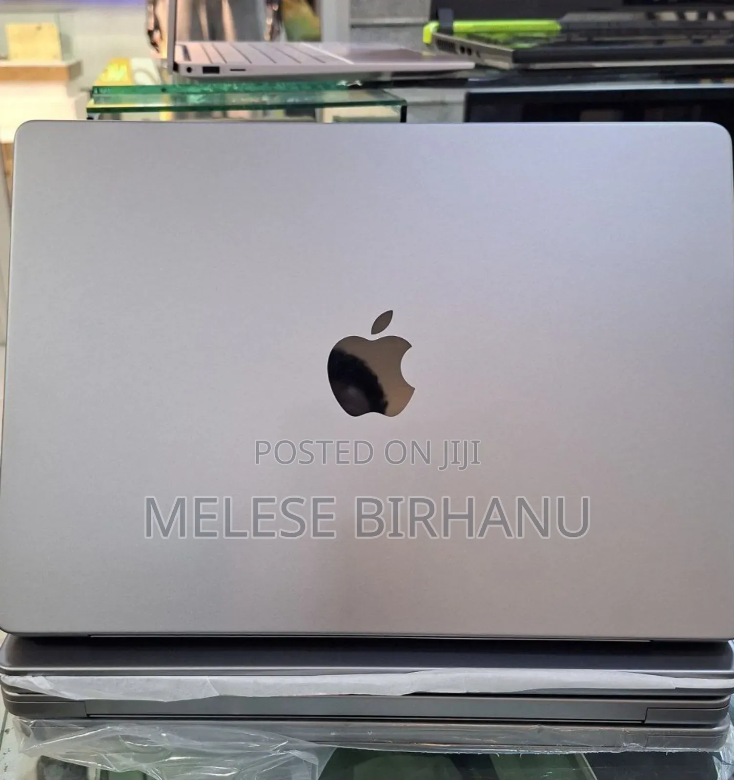 New Laptop Apple MacBook Pro 2021 M1 16GB Apple M1 SSD 1T