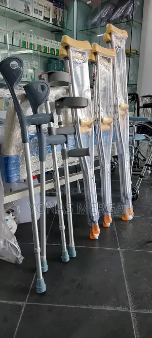 Photo - Elbow Crutches/Elbow Rest Multipoint Support to Effectively