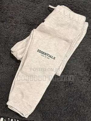 Photo - Comfy Cool Sweatpants – Everyday Essential