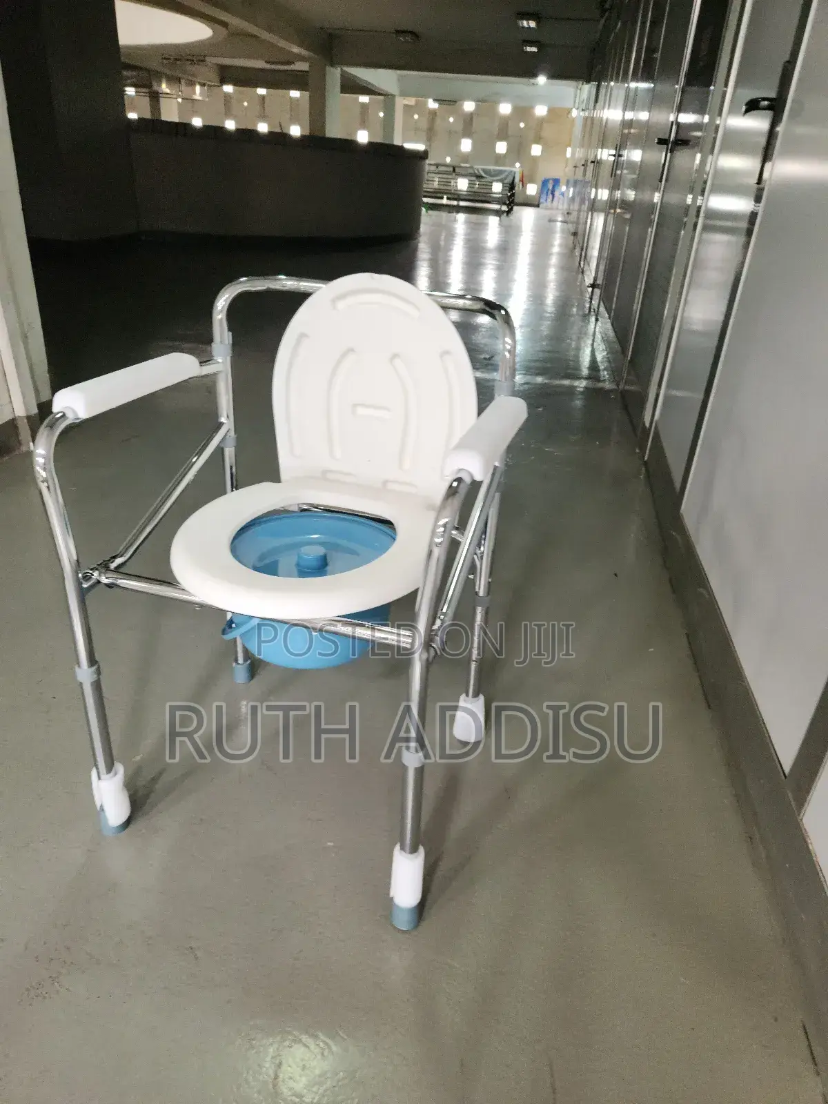 Commode Chair並且poty Chair瓶裝commode Chair裡外commode Chair New