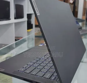 New Laptop Lenovo Ideapad 3 16GB Intel Core I7 SSD 512GB