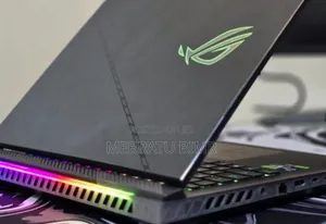 New Laptop Asus ROG Strix SCAR Edition 32GB Intel Core I9 SSD 1T