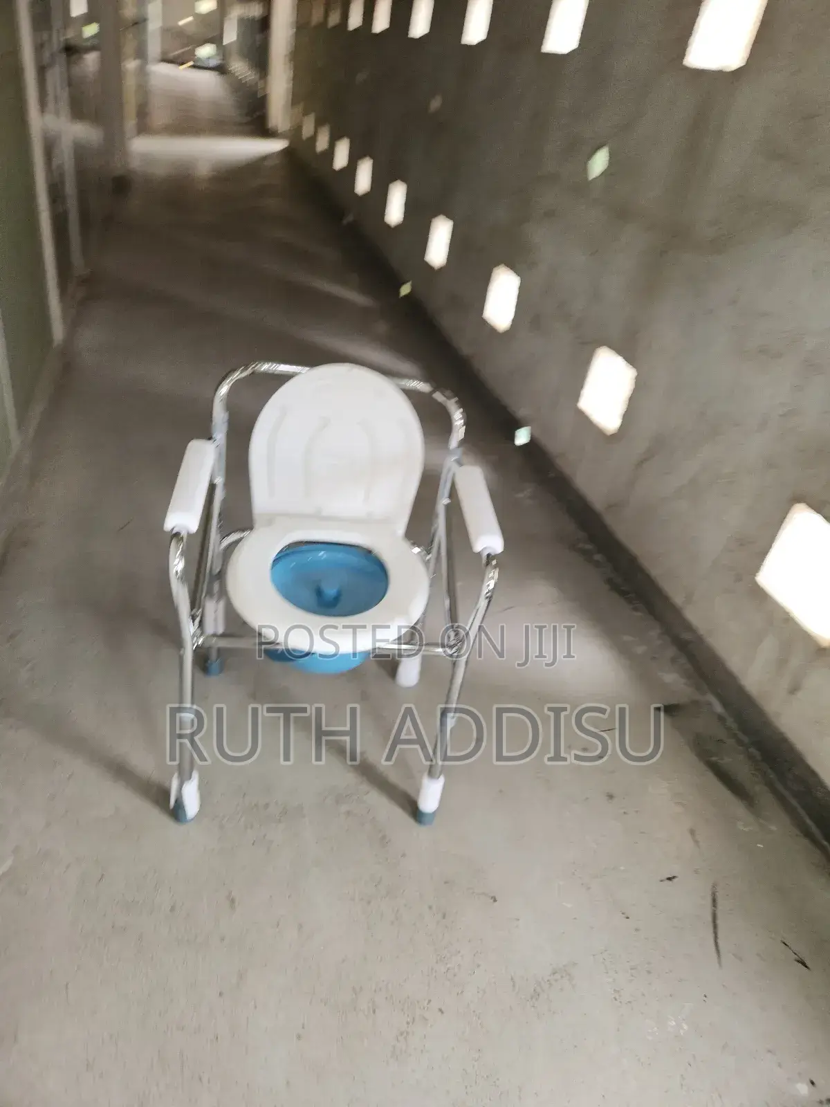 Commode Chair凹槽commode Chair鋊瓶toilet Chair以為poty Chair New