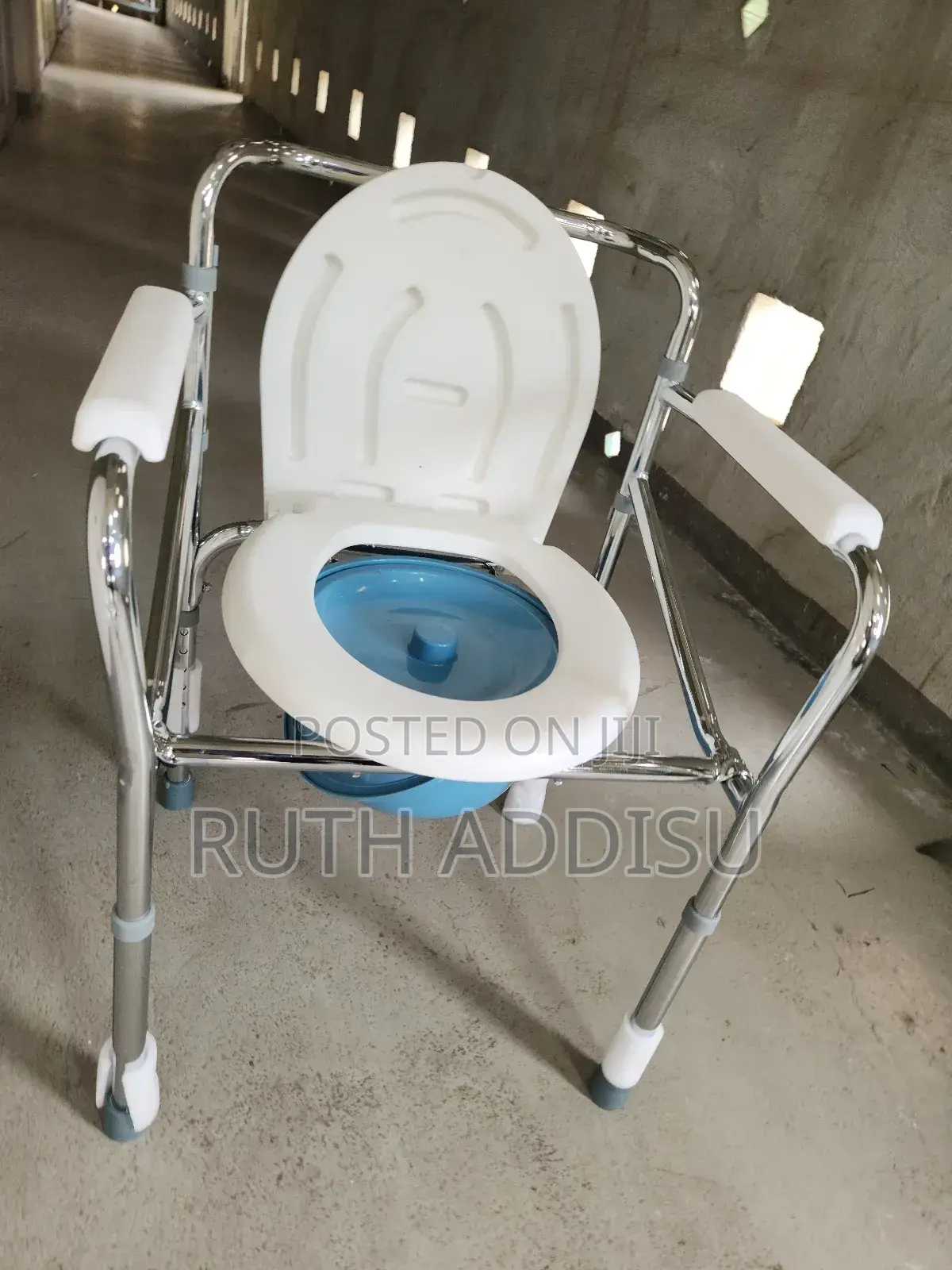 Commode Chair沒人toilet Seat去過commode Chair鬥牛poty Chair New
