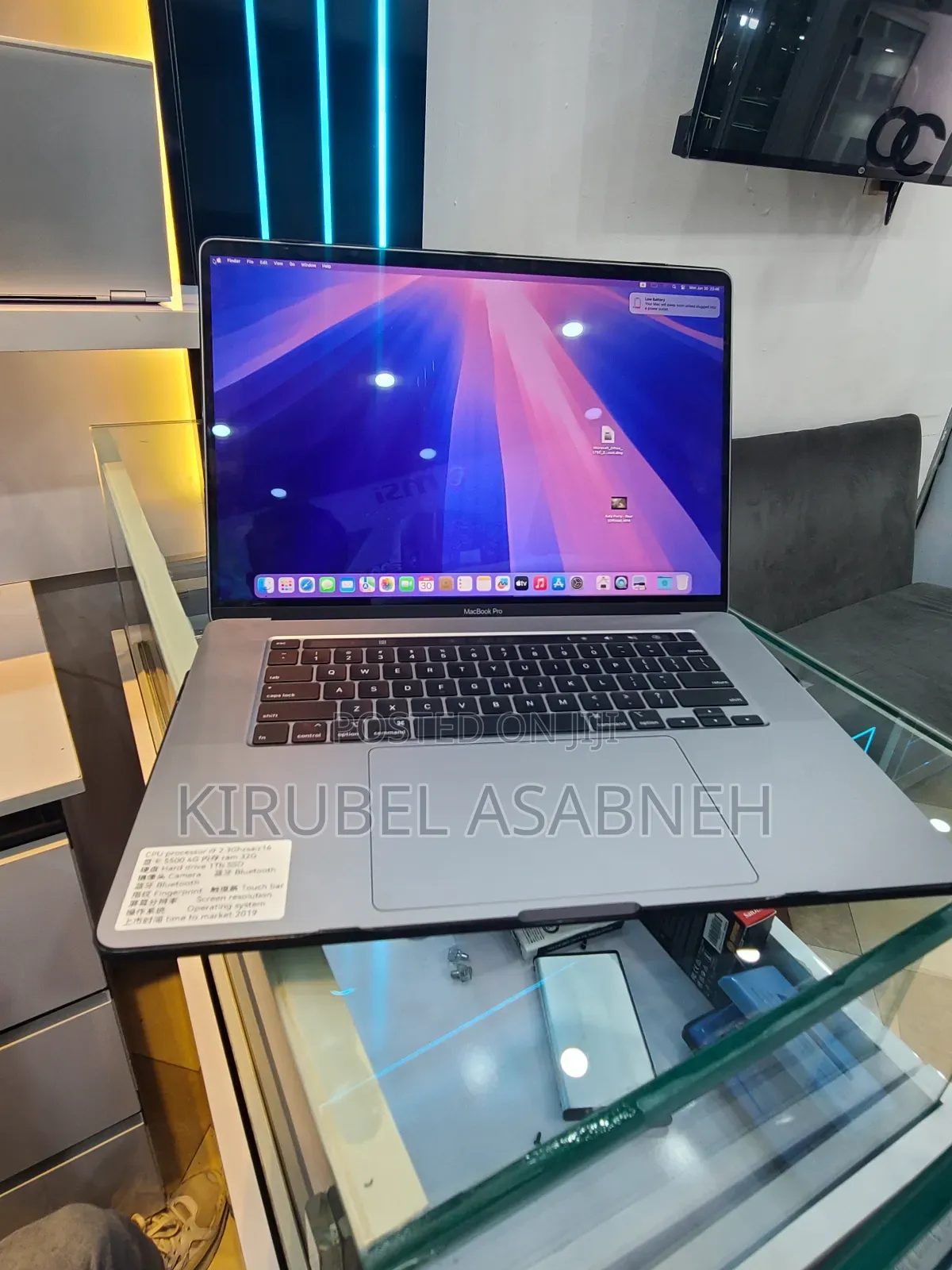 New Laptop Apple MacBook Pro 2019 16GB Intel Core I9 SSD 1T