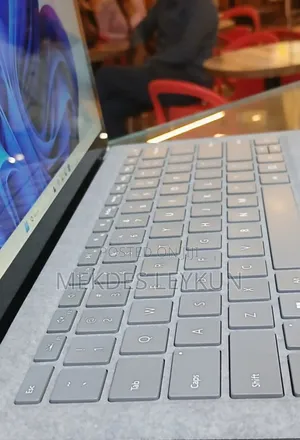 New Laptop Microsoft Surface Pro 9 16GB Intel Core I7 SSD 512GB