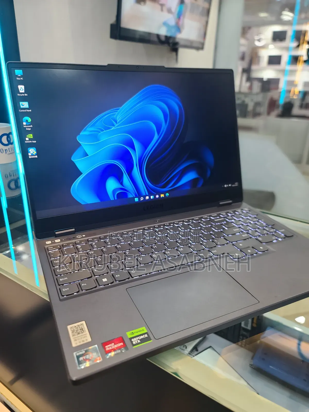New Laptop Lenovo Legion 5 16GB AMD Ryzen 7 SSD 1T