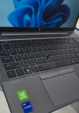 New Laptop HP ZBook 14 16GB Intel Core I7 SSD 512GB