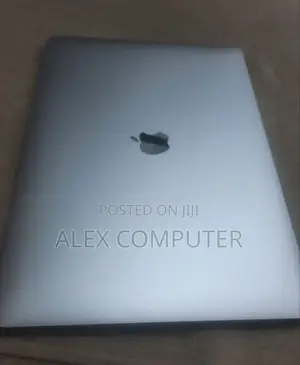 New Laptop Apple MacBook Pro 2017 16GB Intel Core I7 SSD 512GB