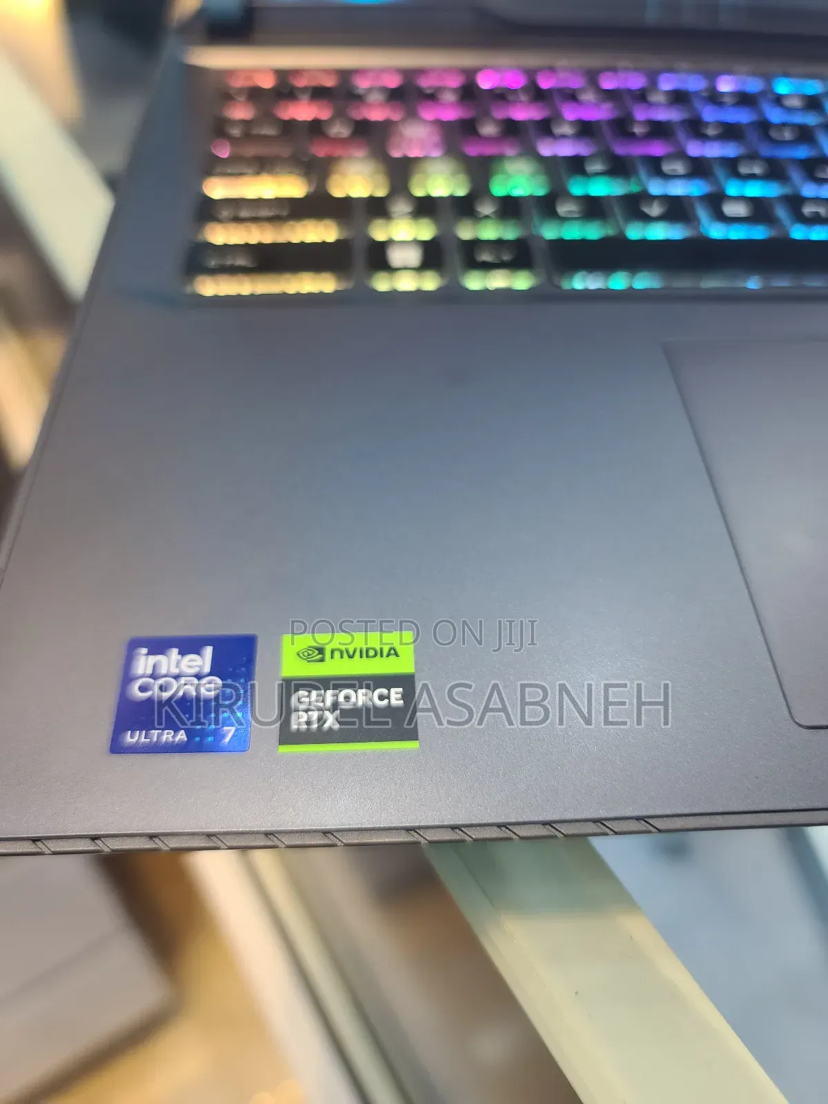 New Laptop MSI Vector 17 HX AI A2XWJG 16GB Intel Core Ultra 7 SSD 512GB