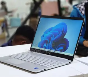New Laptop HP Stream Notebook 16GB Intel Core I7 SSD 512GB