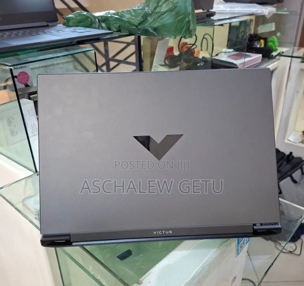 New Laptop HP Victus 16 16GB Intel Core I7 SSD 1T