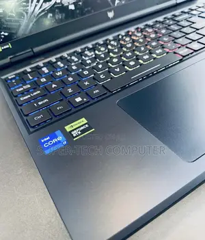 New Laptop Acer Predator Helios 18 PH18-71 16GB Intel Core I7 SSD 1T