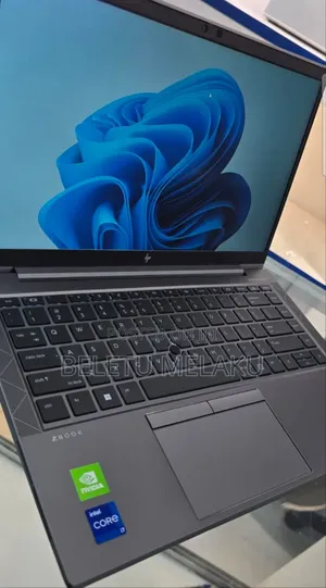 New Laptop HP ZBook 14 16GB Intel Core I7 SSD 512GB