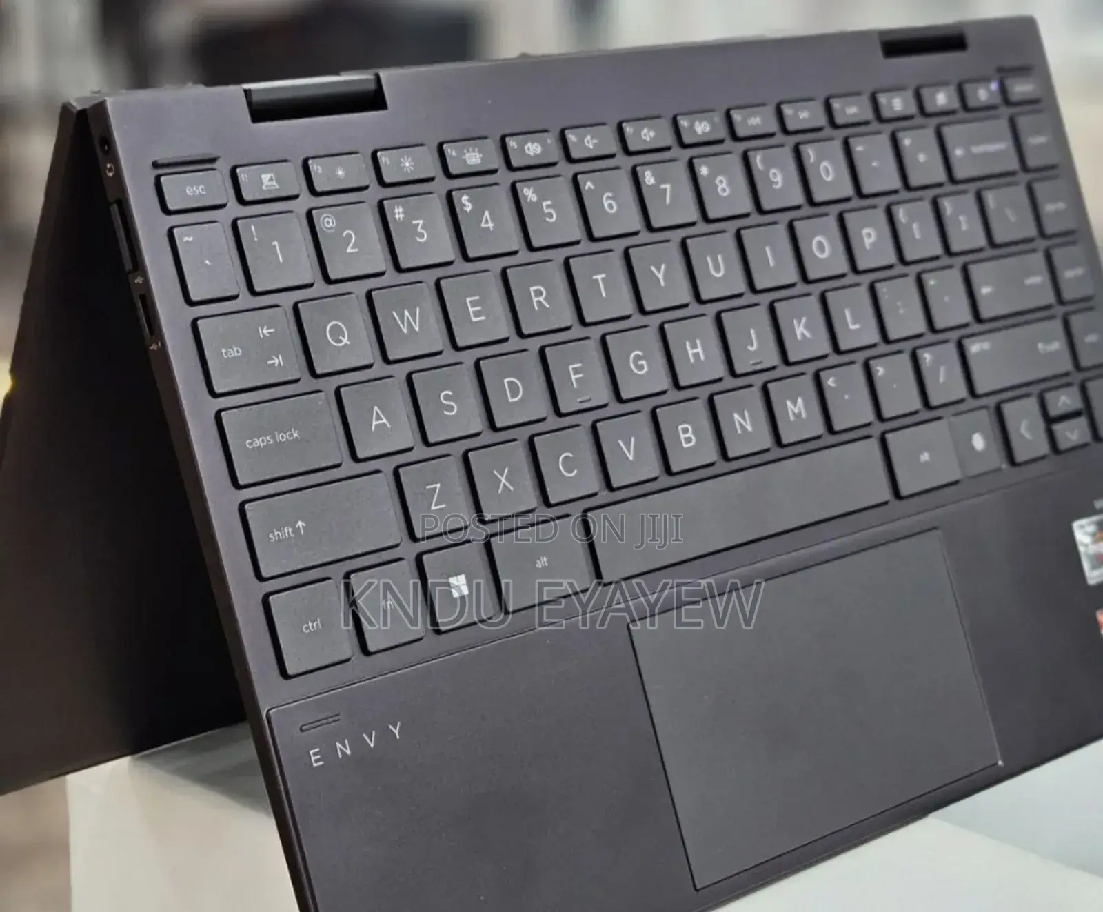 New Laptop HP Envy X360 8GB AMD Ryzen 5 SSD 512GB