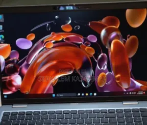 New Laptop Dell Latitude 5540 16GB Intel Core I7 SSD 512GB