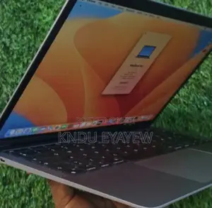 Photo - New Laptop Apple MacBook Air 2020 M1 8GB Intel Core M SSD 256GB