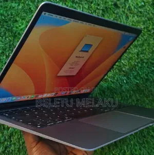 Photo - New Laptop Apple MacBook Air 2020 M1 8GB Apple M1 SSD 256GB