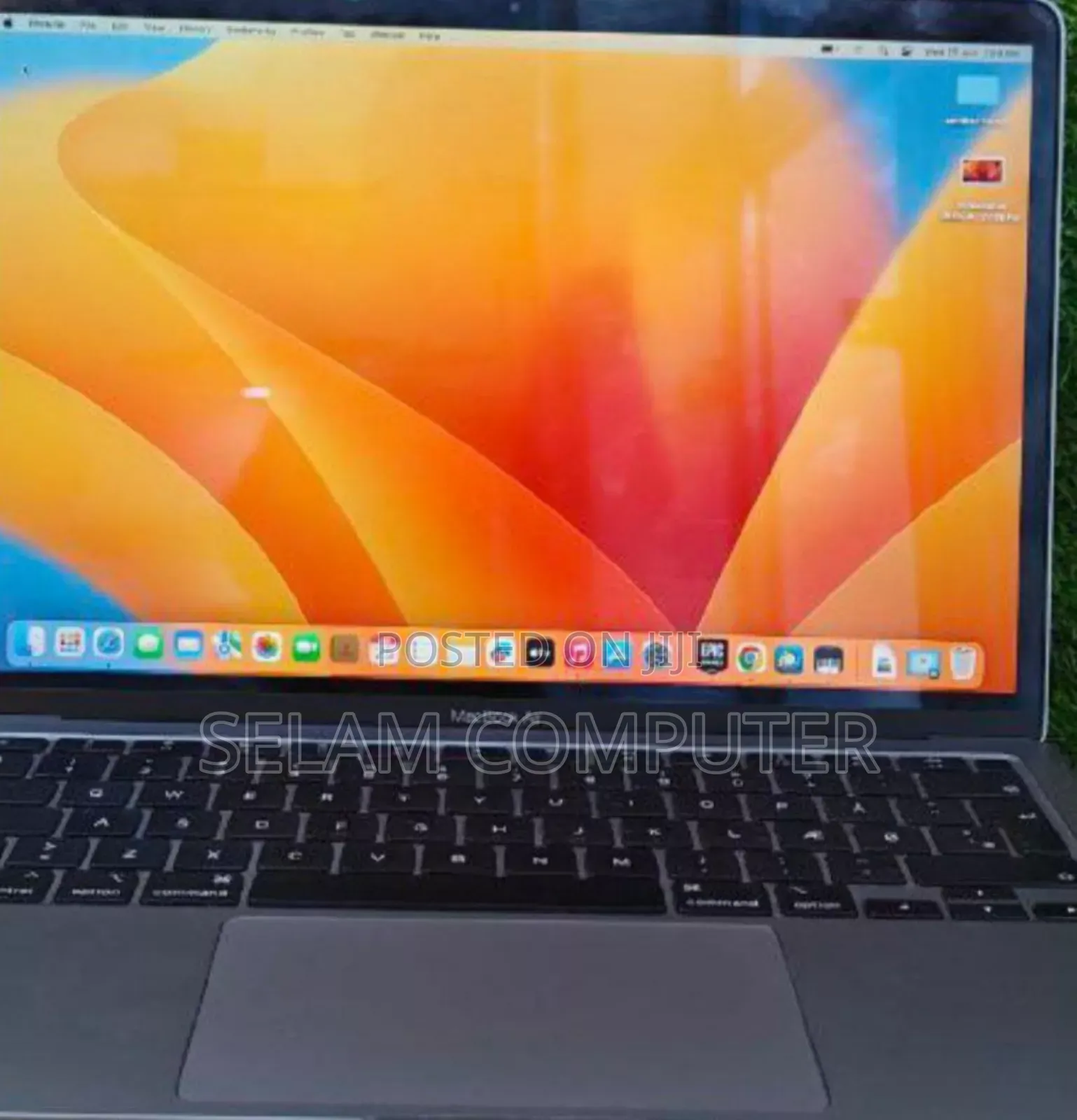 New Laptop Apple MacBook Air 2022 M2 8GB Apple M1 SSD 256GB