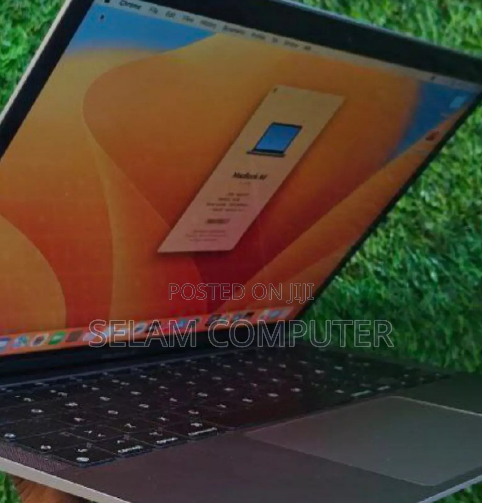 New Laptop Apple MacBook Air 2022 M2 8GB Apple M1 SSD 256GB