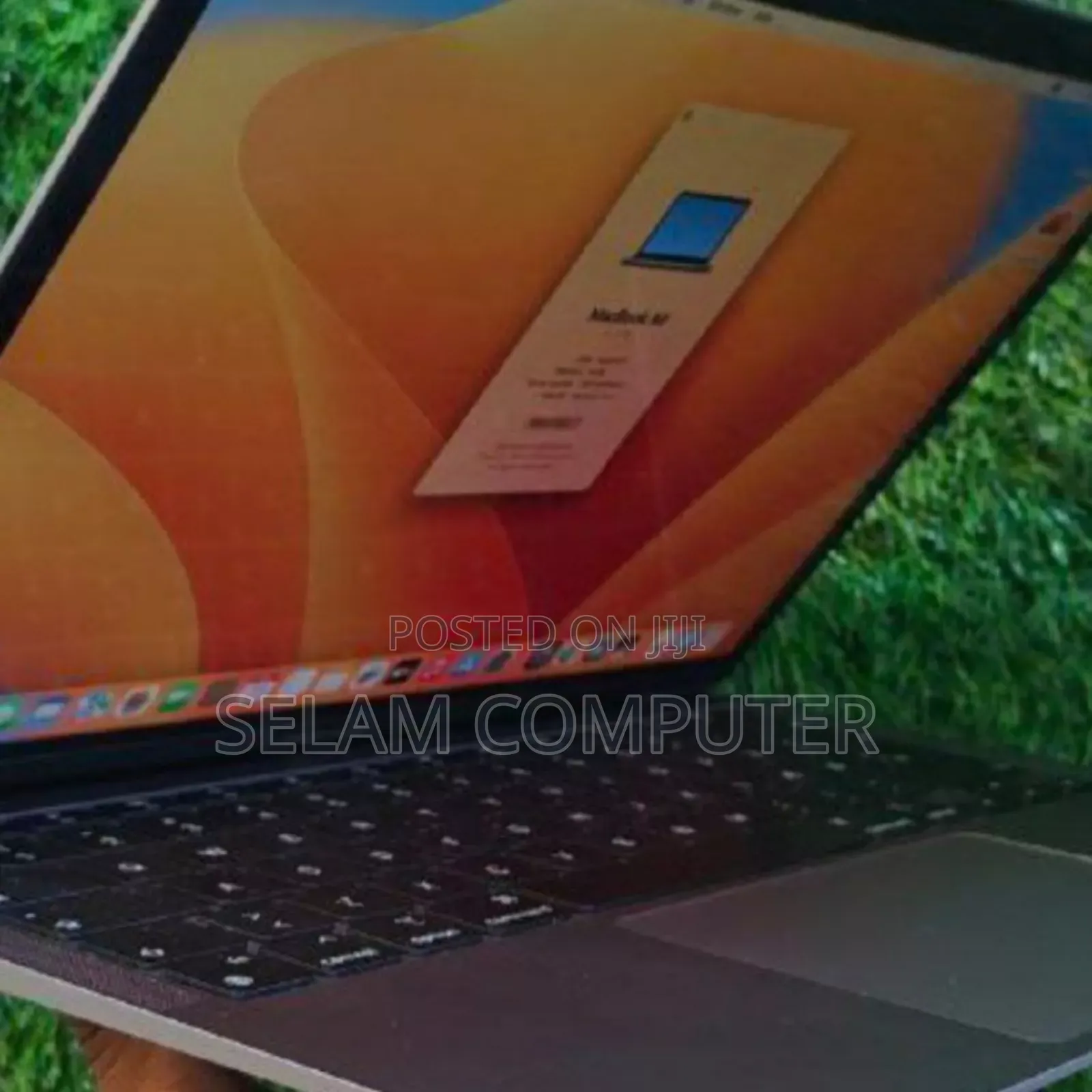 New Laptop Apple MacBook Air 2022 M2 8GB Apple M1 SSD 256GB