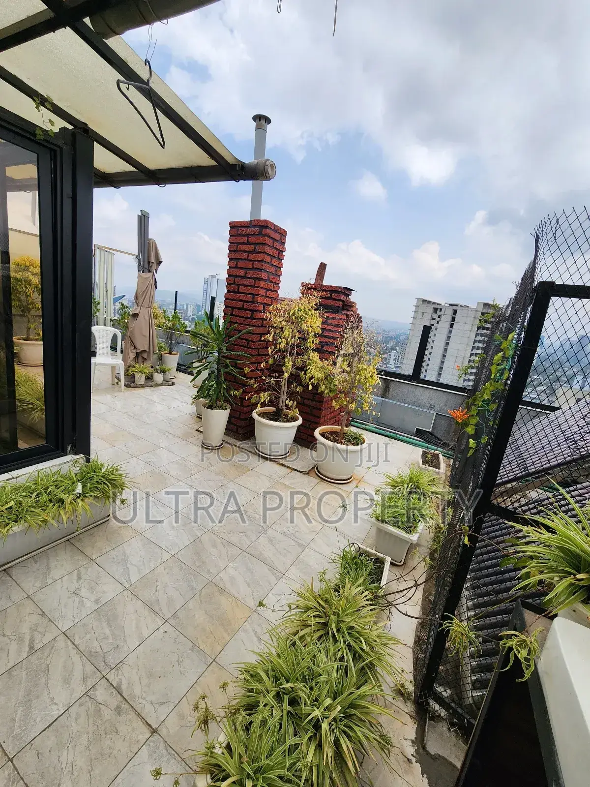 Furnished Studio Apartment in Bole for rent