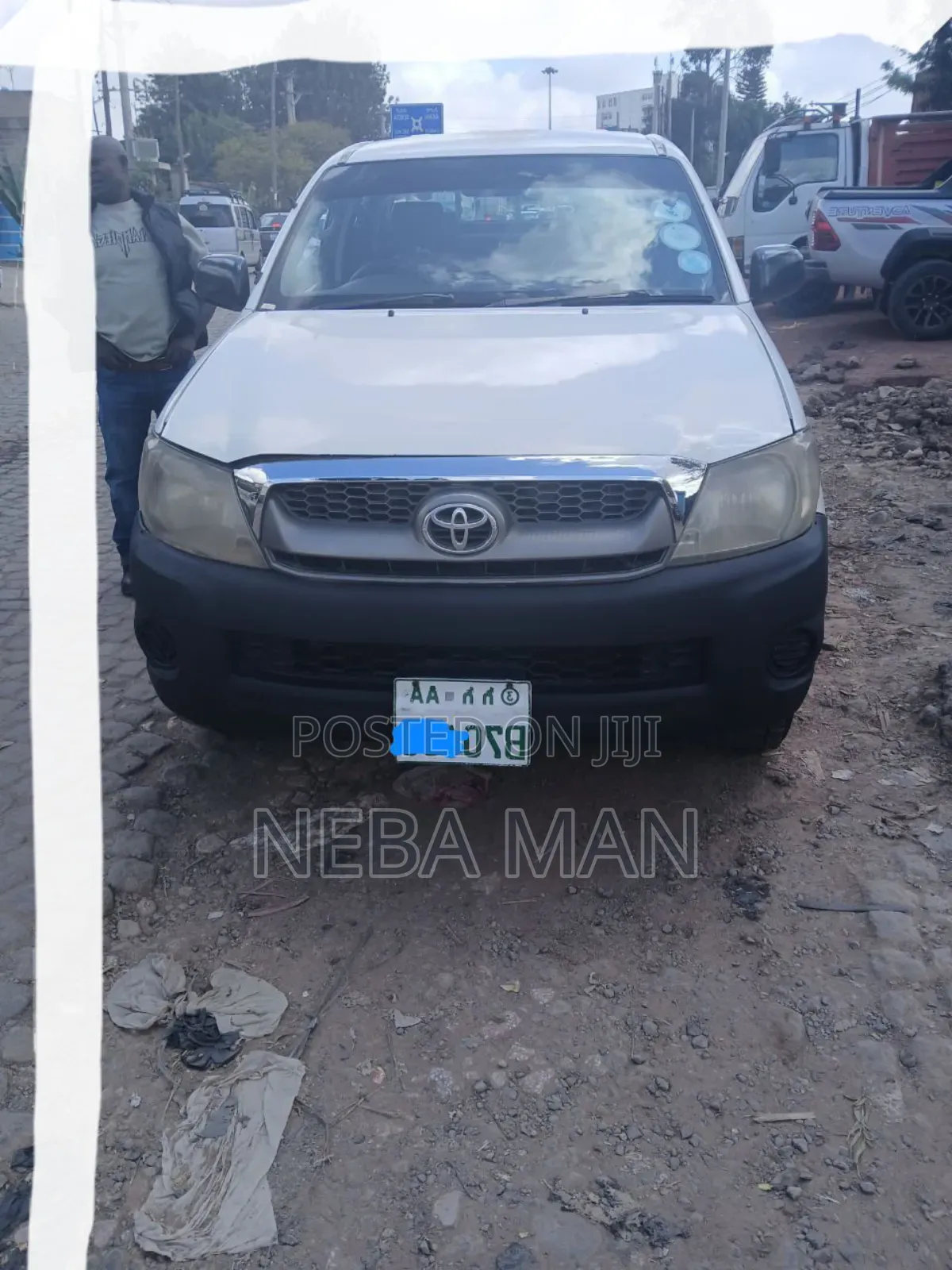 Toyota Hilux 2010 White