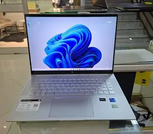 New Laptop HP 16GB Intel Core I7 SSD 1T