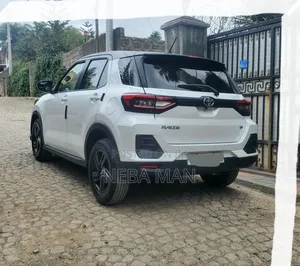 Toyota Raize 1.2 FWD 2022 White