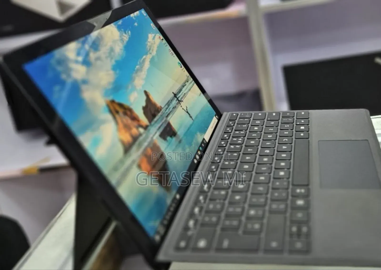 New Laptop Microsoft Surface Pro 7 16GB Intel Core I7 SSD 512GB