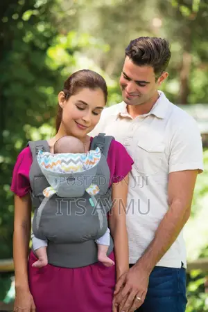 Photo - ዘመናዊ ማዘያ Infantino Baby Carrier (ባለ ኮፍያ)