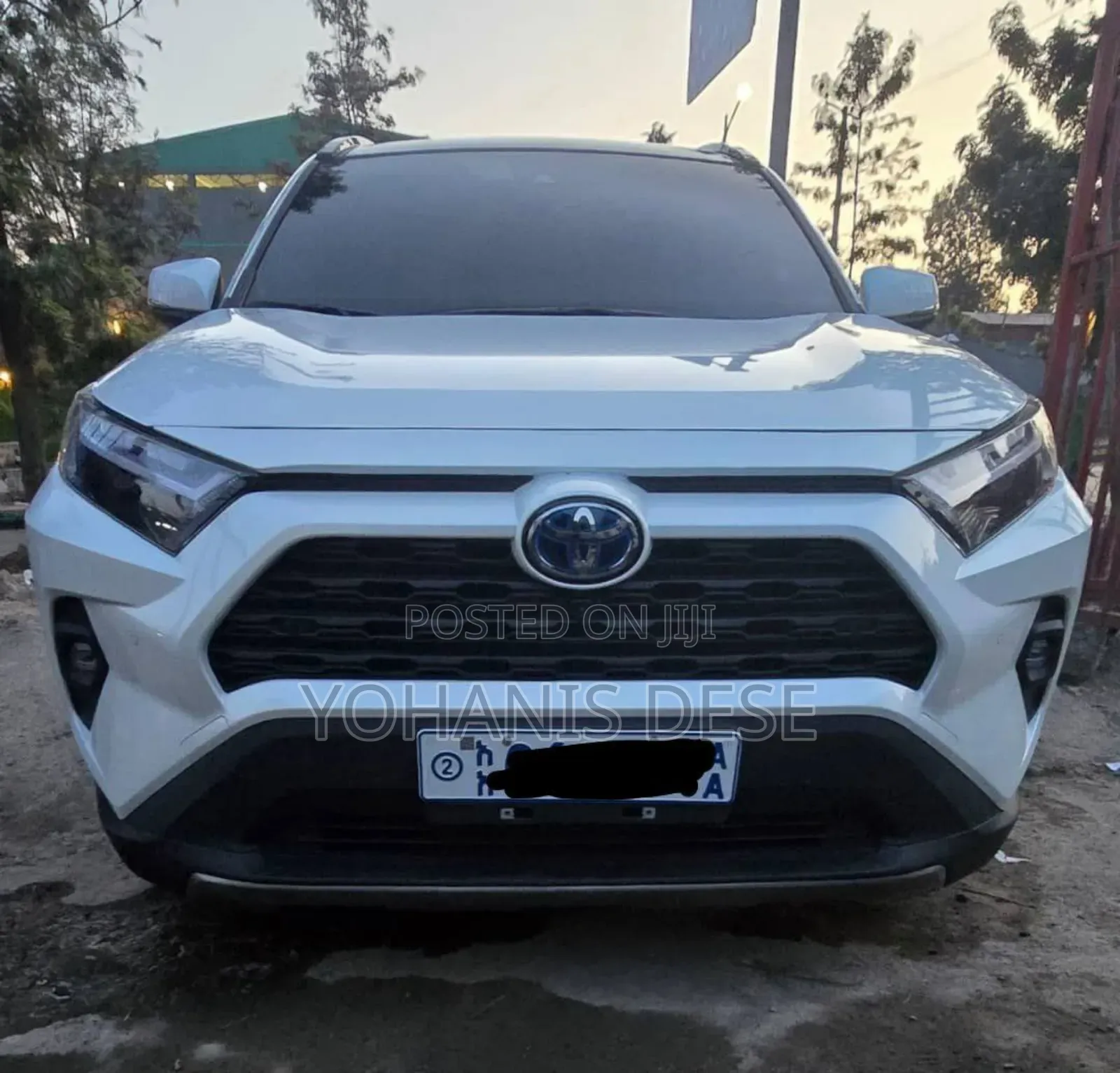 Toyota RAV4 2024 White