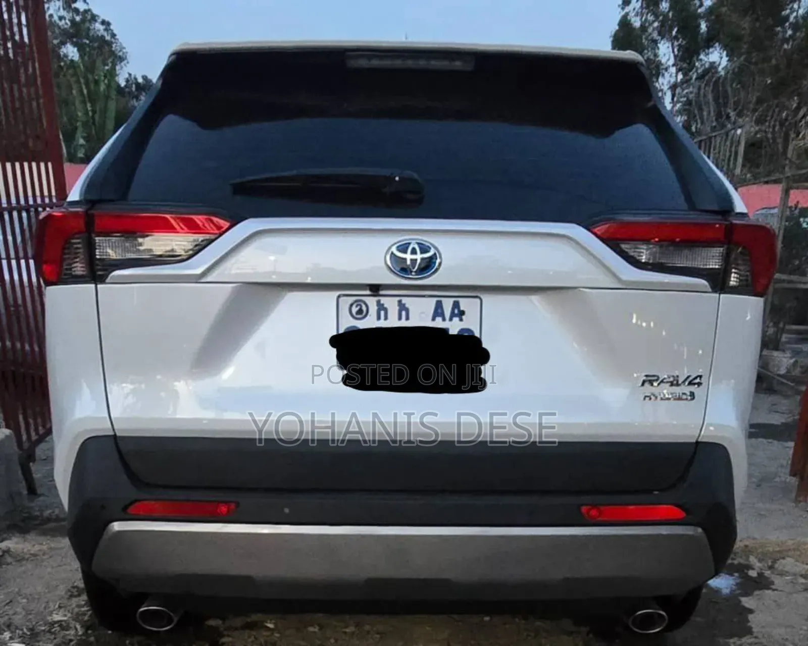 Toyota RAV4 2024 White