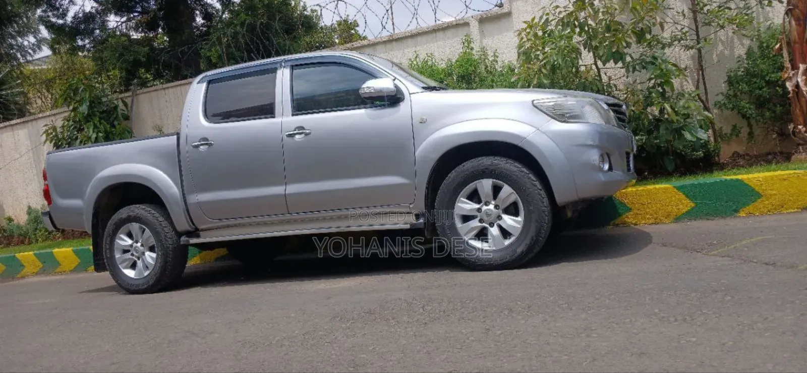 Toyota Hilux 2015 Silver
