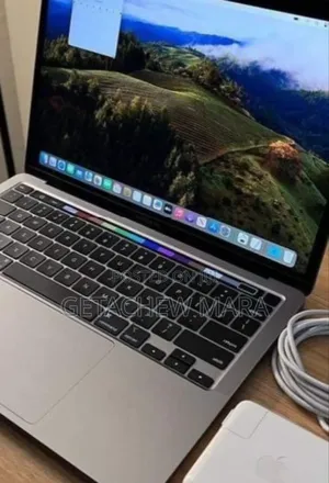 Photo - New Laptop Apple MacBook Pro 2019 64GB Intel Core I9 SSD 512GB