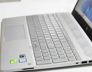 New Laptop HP Pavilion 15 8GB Intel Core I5 SSD 128GB