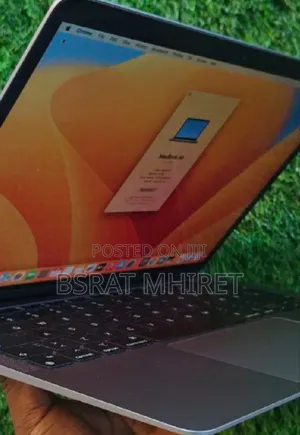 Photo - New Laptop Apple MacBook Air 2020 M1 8GB Apple M1 SSD 256GB