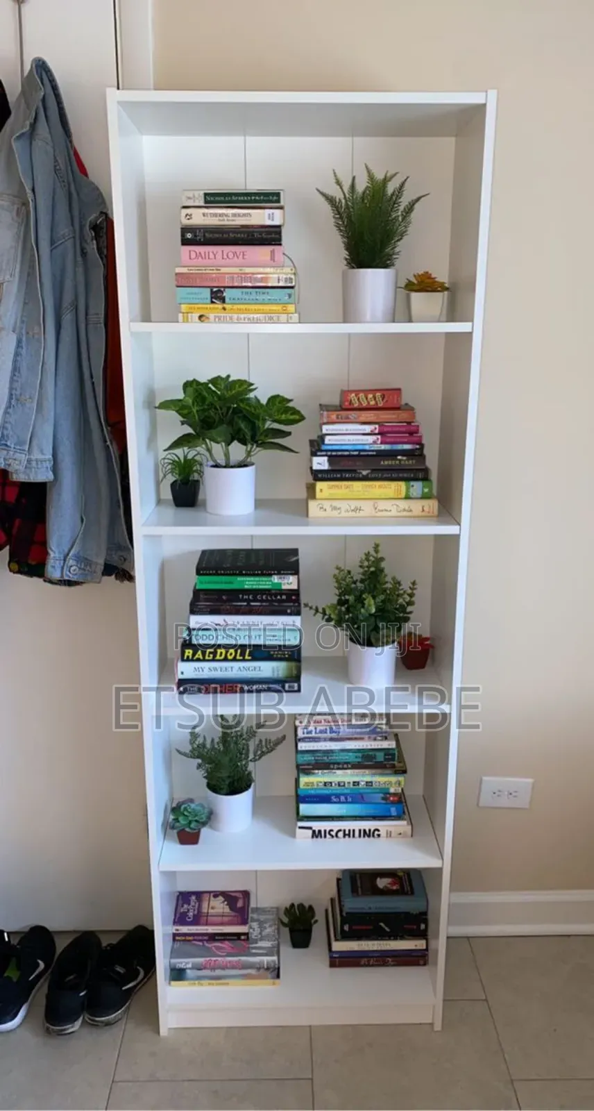 Shelving Unit