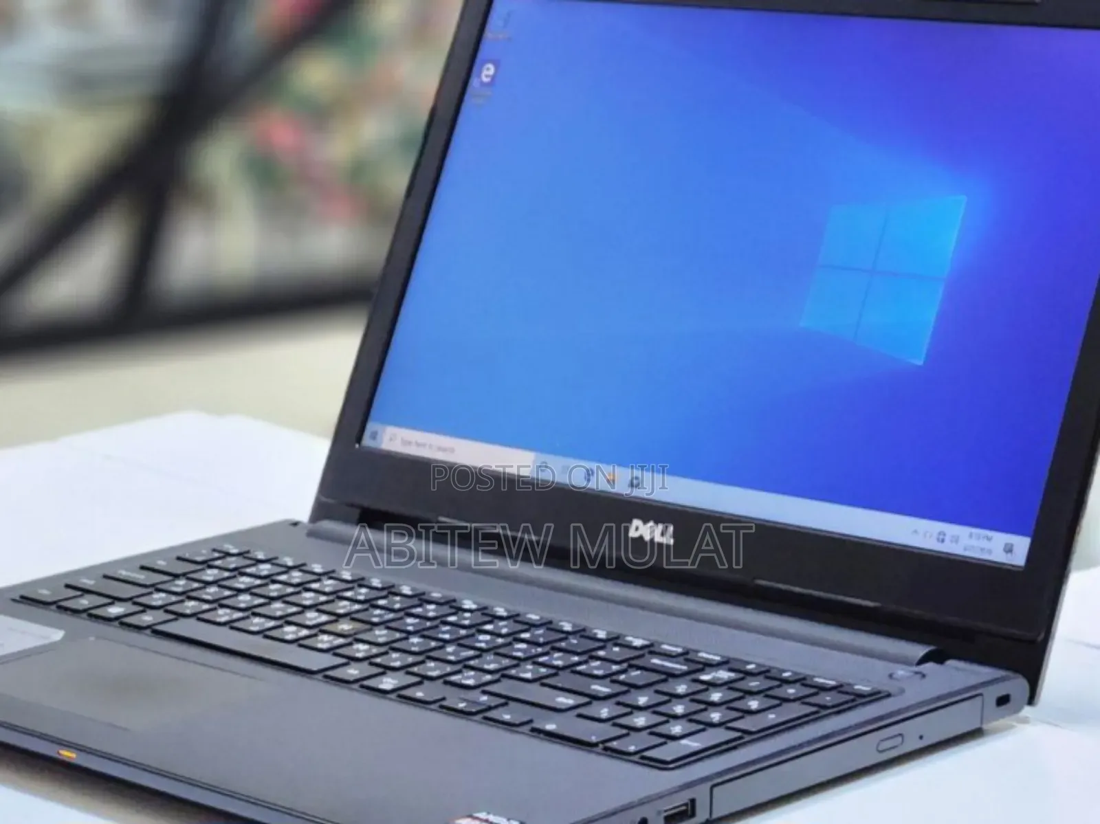 New Laptop Dell Vostro 3000 4GB AMD A8 HDD 500GB