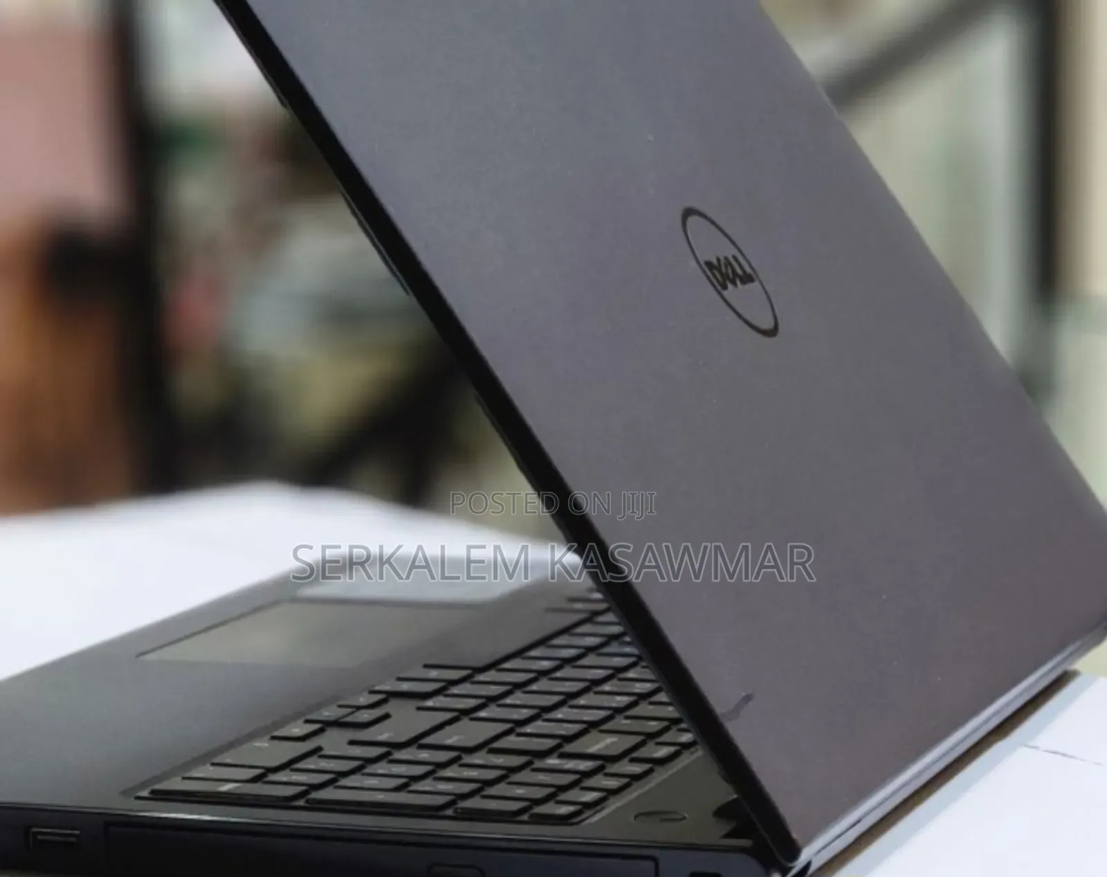 New Laptop Dell Vostro 15 3000 4GB AMD A8 HDD 500GB