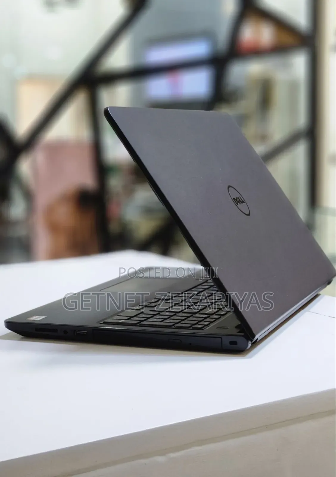 New Laptop Dell Vostro 15 3558 4GB AMD HDD 500GB