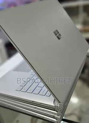 New Laptop Microsoft Surface Book 3 16GB Intel Core I7 SSD 256GB